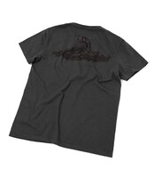 「ガッツ」Tシャツ（ブラック）(C)三浦建太郎 / 白泉社