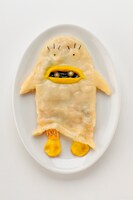 エリザベスのオッサン餃子（4月4日からの追加メニュー）(C)空知英秋／集英社・テレビ東京・電通・サンライズ・アニプレックス