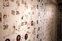 「よつばと10年1日展」会場風景。