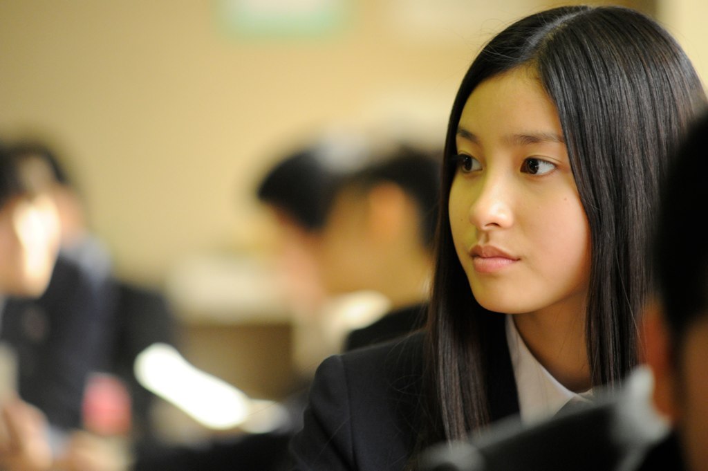「鈴木先生」より、小川蘇美役を演じる土屋太鳳。（C）武富健治／双葉社（C）「鈴木先生」製作委員会