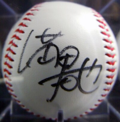 満田拓也のサイン入り野球ボール。