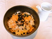 「まりあ†ほりっく」のメニュー「寮長先生の増えるわかめ茶漬け」。