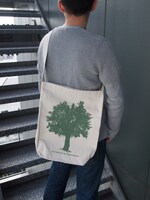 「木ショルダートート」(C)地獄のミサワ／集英社