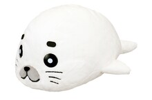 A賞の「大きなゴマちゃんぬいぐるみ」。（C）森下裕美・OOP/双葉社