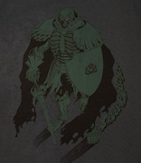 「髑髏の騎士」Black(c)三浦建太郎 / 白泉社