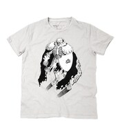 「髑髏の騎士」White Gray(c)三浦建太郎 / 白泉社