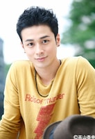 続木先生役を演じる夕輝壽太。