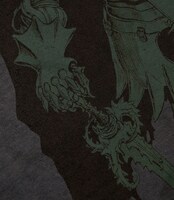 「髑髏の騎士」Black(c)三浦建太郎 / 白泉社