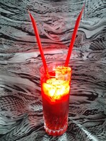 QUEEN DOLCEのスペシャルドリンク「浄阿弥 ＜赫ひあなた＞あかいあなた」。