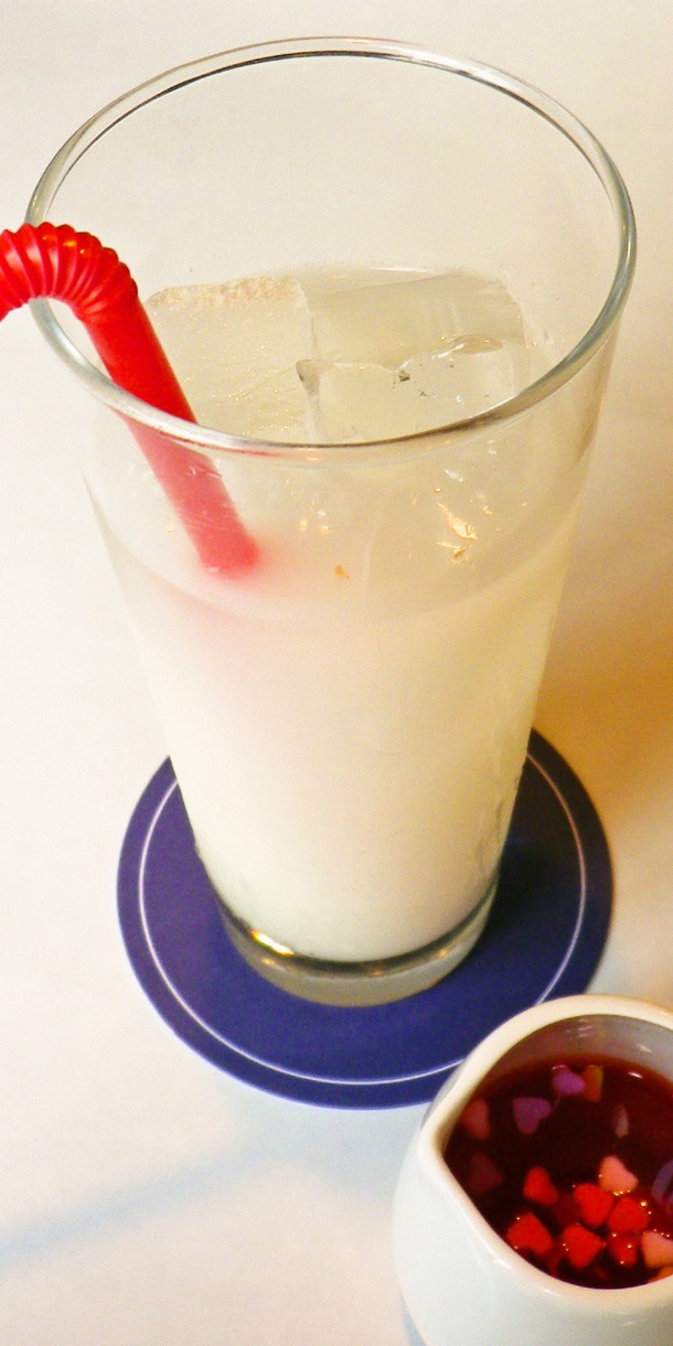 キュアメイドカフェのメニュー「九浄の神秘☆ハートスカッシュ」。