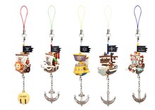 H賞の帆船ストラップ5種。(C)尾田栄一郎／集英社・フジテレビ・東映アニメーション