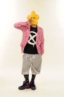 星に扮した山田孝之。（c）中村光／スクウェアエニックス・AUTBパートナーズ