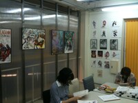 「グレンラガン展」の風景。(C)ガイナックス・中島かずき/劇場版グレンラガン製作委員会