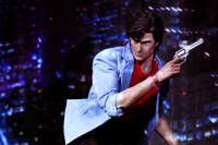 「1/6スケールフィギュア 冴羽 獠」。(C)北条司/NSP 1985　版権許諾証AA-400