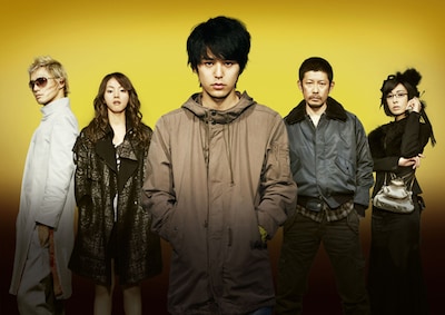 映画「スマグラー おまえの未来を運べ」には主演の妻夫木聡をはじめ、永瀬正敏、松雪泰子、満島ひかり、安藤政信ら豪華キャストが揃う。(c)真鍋昌平・講談社／2011「スマグラー おまえの未来を運べ」製作委員会