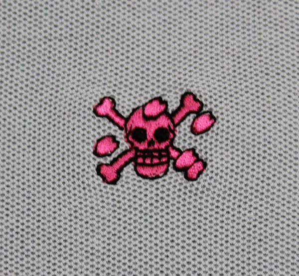 チョッパーをイメージした「ONE PIECE FOOTBALL LINEポロシャツ」のグレー。(C)尾田栄一郎／集英社・フジテレビ・東映アニメーション