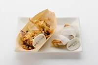 金太郎のたこ焼き餃子＆白石の包帯餃子（金太郎＆白石）(C)許斐 剛／集英社・NAS・劇場版テニスの王子様プロジェクト2011