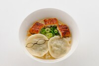 手塚のうな茶餃子（手塚国光）(C)許斐 剛／集英社・NAS・劇場版テニスの王子様プロジェクト2011