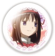 F賞「アート缶バッジセット」の1つ。(C)Magika Quartet／Aniplex・Madoka Partners・MBS