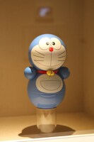 展示されているグッズのひとつ。ドラえもん誕生の秘密がここに隠されている。(c)Fujiko-Pro