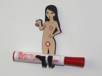 「江古田ちゃんベンダブルマグネット」の使用例。(c)瀧波ユカリ/講談社・「ユルアニ？」製作委員会