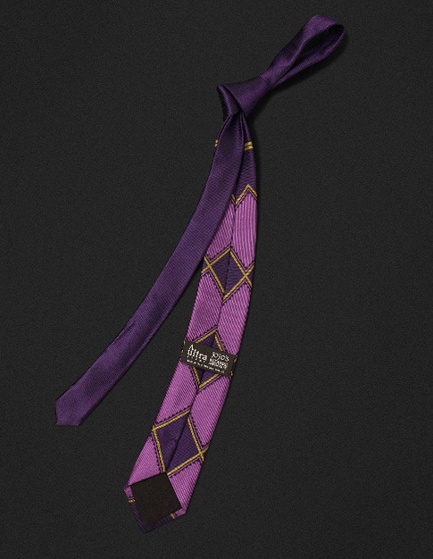 「KILL・A　Jacquard tie」(C)LUCKY LAND COMMUNICATIONS / SHUEISHA