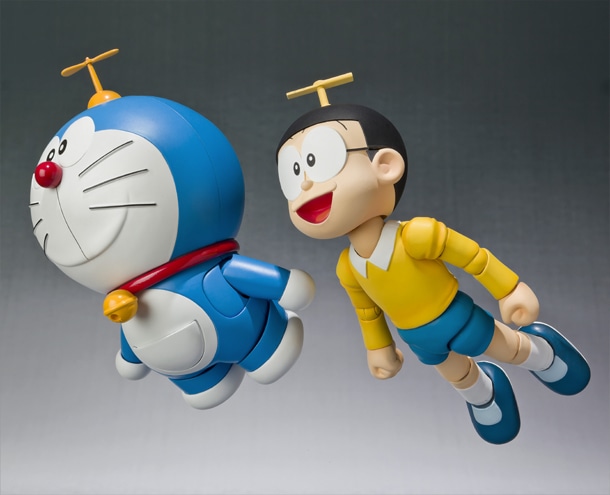 「ROBOT魂 ドラえもん」と「S.H.Figuarts 野比のび太」を組み合わせれば、原作の様々なシーンが再現可能だ。(C)藤子プロ・小学館・テレビ朝日・シンエイ・ADK