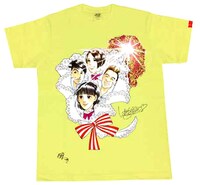 いがらしゆみこイラストによるツアーグッズ「瞬きTシャツ」。写真のものは「ひだまりイエロー」色で、Tシャツはもう1色「純白ホワイト」が存在する。
