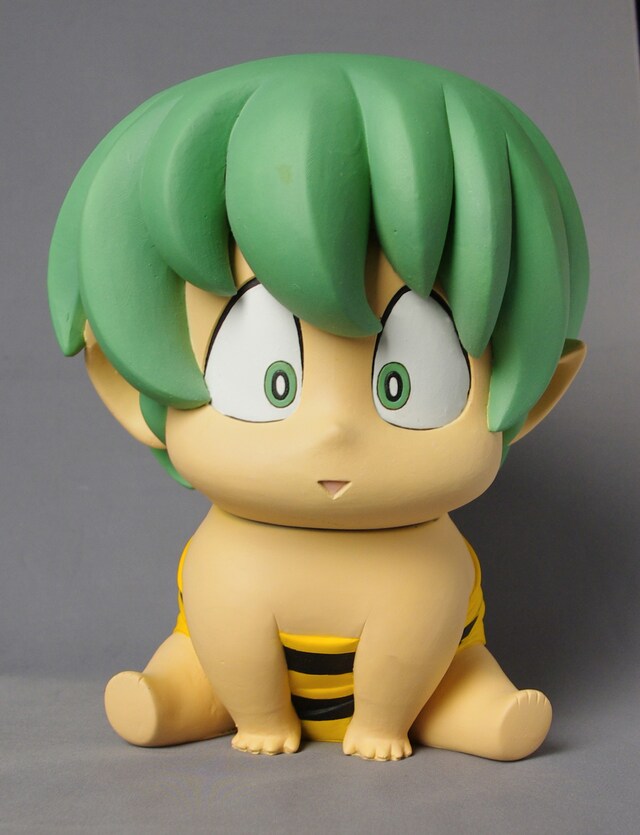 「ビッグソフビシリーズ Vol.1 うる星やつら テンちゃんソフビ」を正面から。笑顔がキュートだ。(C)高橋留美子/小学館