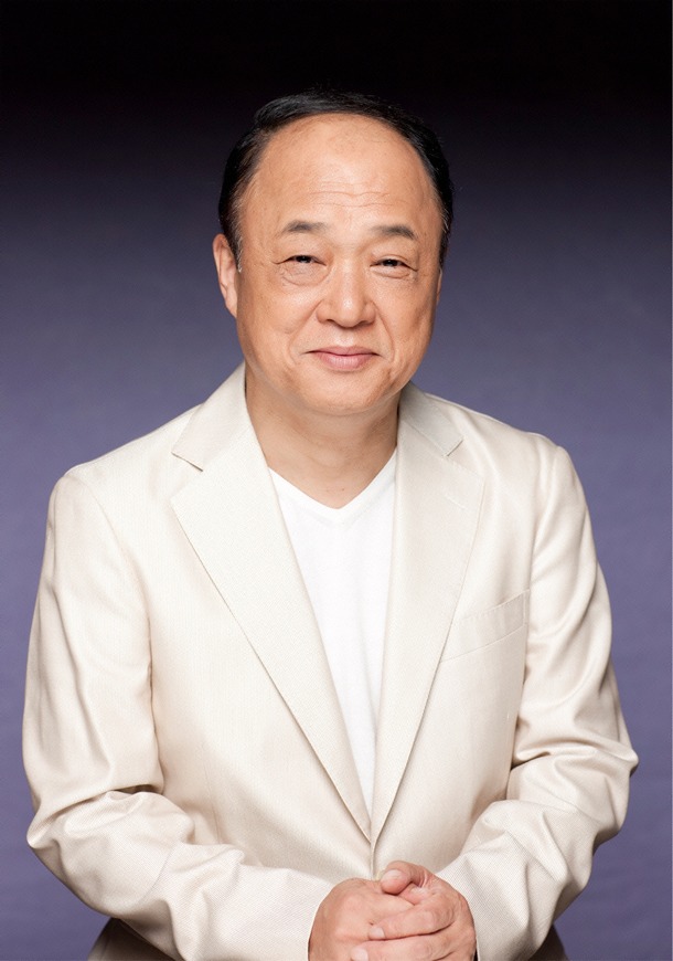 小蒲田教頭役を演じる田山涼成。