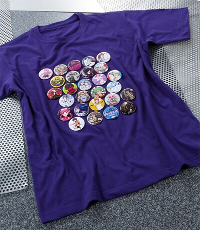 NEMESIS No.6でプレゼントされる缶バッジ27種類＆Tシャツのセット。