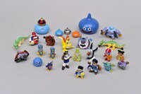 「陶器フィギア（過去のグッズ）」 (C)2011 ARMOR PROJECT/BIRD STUDIO/SQUARE ENIX All Rights Reserved.