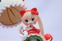 「ハローキティといっしょ！猫村いろは PVC 完成品フィギュア（仮）」(C)1976, 2011 SANRIO CO.,LTD. (W) 2009, 2011 SANRIOWAVE CO.,LTD. (L)