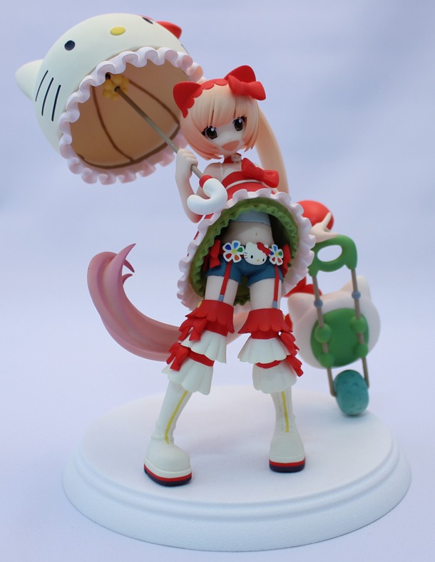 「ハローキティといっしょ！猫村いろは PVC 完成品フィギュア（仮）」(C)1976, 2011 SANRIO CO.,LTD. (W) 2009, 2011 SANRIOWAVE CO.,LTD. (L)