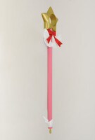 「魔女っ娘ミラクるん♪」ミラクるん ステッキ (C)なもり/一迅社・七森中ごらく部