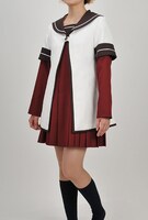 七森中学校制服（冬服）。価格は3万7800円。(C)なもり/一迅社・七森中ごらく部