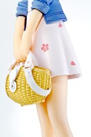 波戸君の立ち姿フィギュア。(c)木尾士目／アフタヌーン・講談社