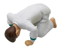 計8種の「どげせんストラップ」から「土下座（道着）」。(C)板垣恵介・RIN／日本文芸社