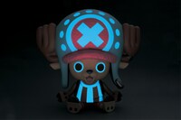 「ビッグソフビフィギュア～限定カラーver.～」 (C)尾田栄一郎／集英社・フジテレビ・東映アニメーション