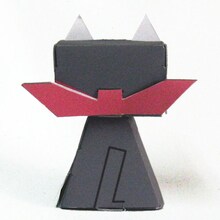 「阪本さん」の背面。(C)あらゐけいいち・角川書店／東雲研究所