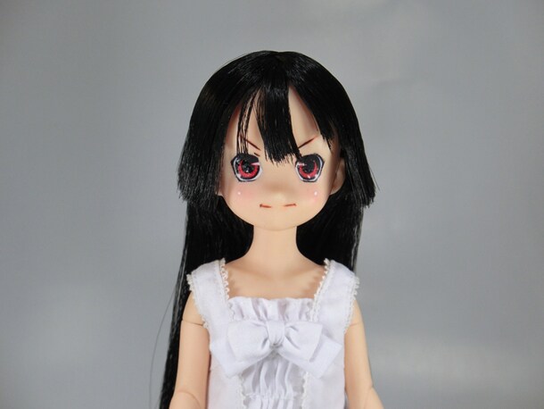 「作画資料用・お手製“桜”ドール＜サイン色紙つき＞」見本。