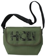 「ヨルムンガンド」グッズの1つ「HCLIメッセンジャーバッグ」。