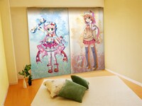 左側は藤真拓哉イラストの「ミウ・クロウフォード」。右側はぽよよんろっくイラストの「橘みかん」。