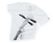 「義志×ましろのおと×上妻宏光」Tシャツのホワイト。