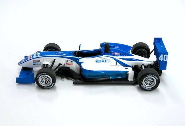 「1/43スケール ミニチュアカー ダラーラF3XX『capeta』」(C)プラネックスコミュニケーション (C)曽田正人／講談社 ※画像は商品開発中のものです。