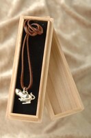 「ティンティナブラムシルバーペンダントトップ」(c)MARI YAMAZAKI 2011