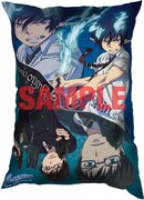 A賞：ジャンボクッション（燐&雪男）裏。(C)加藤和恵／集英社・「青の祓魔師」製作委員会・MBS