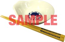 B賞：すき焼きセットの燐。(C)加藤和恵／集英社・「青の祓魔師」製作委員会・MBS