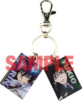 E賞：プレートキーホルダー［燐&雪男（制服）］(C)加藤和恵／集英社・「青の祓魔師」製作委員会・MBS