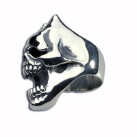 「BITE THE DUST」(C)LUCKY LAND COMMUNICATIONS / SHUEISHA